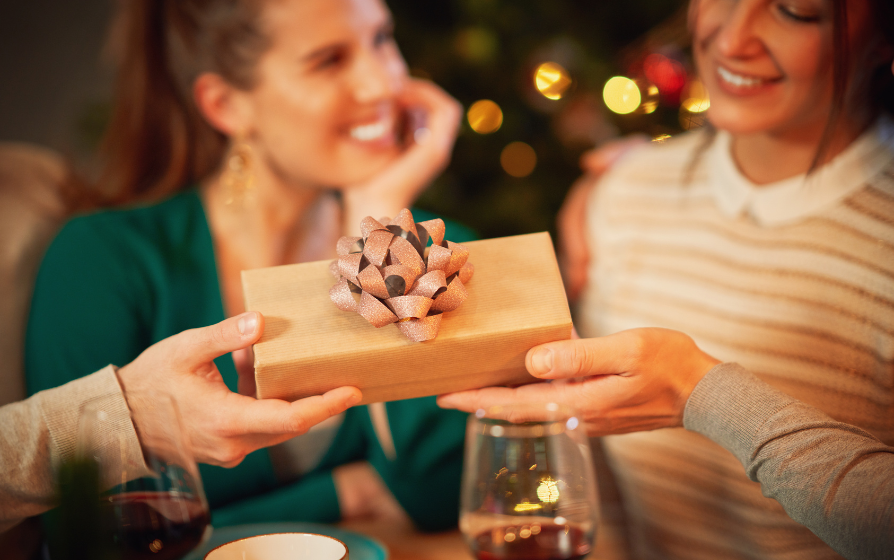 The Art of Gifting: Alcohol & Alcohol-Free Options